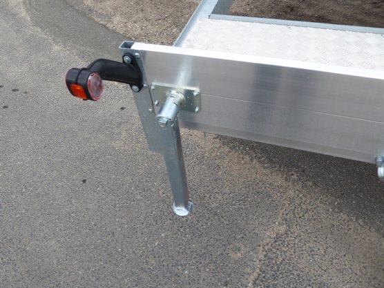 AMT 1300-400 eco autotrailer med  sidebelysning